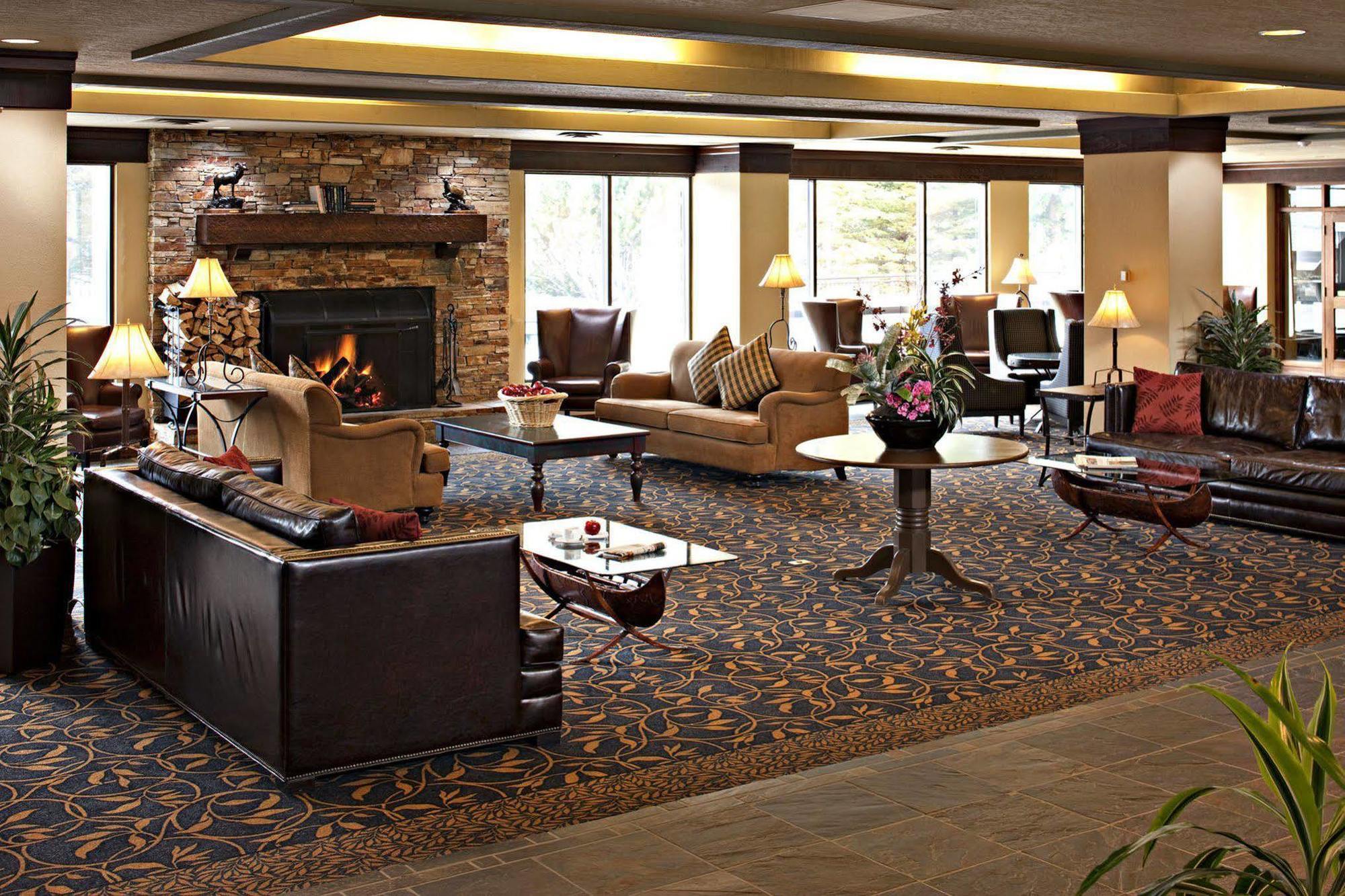 คานาแนสกิส เมาน์เท็น ลอดจ์ ออโตกราฟ คอลเลคชั่น Hotel Kananaskis ภายนอก รูปภาพ